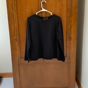 LL BEAN Outdoor long sleeve V neck pullover